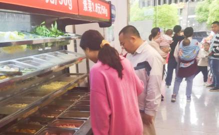 冒菜加盟店裝修應(yīng)該要注意什么？