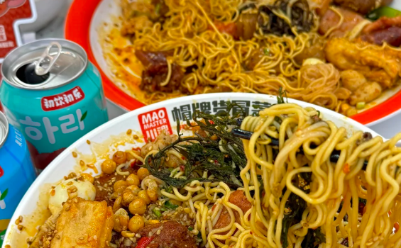 十多萬在縣城開帽牌貨冒菜店，夠嗎？